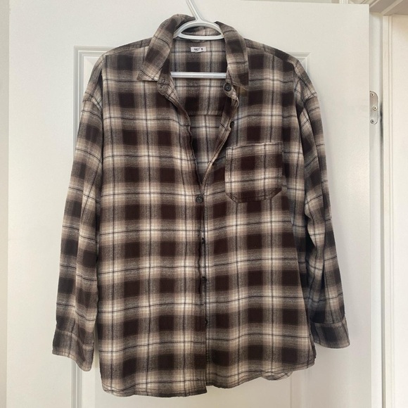 Garage button up shirt - Picture 2 of 4